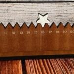 Handcrafted Christmas Keepsake - CHR019 (SPRAYED / R35 PLAIN WOOD)